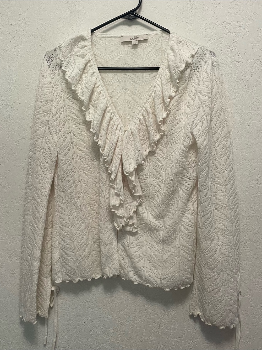 LOFT Pointelle Ruffle Tie Cuff Top Size L Ruffle Romantic Flounce White